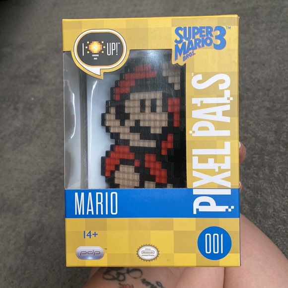 Pixel Pals Super Mario 3 (Mario) - Picture 7 of 7